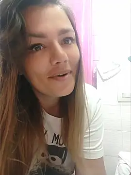 KrissSexi webcam
