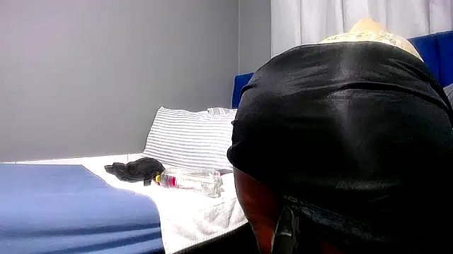 Lelety79 webcam