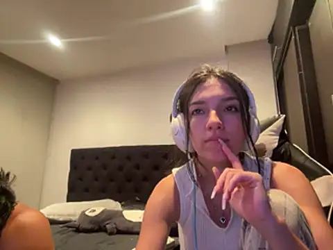 DesireLuxe webcam