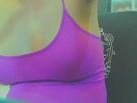 keepmepregnantT webcam