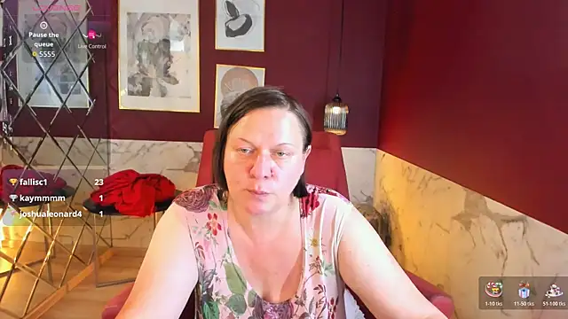 KellyPerfection webcam