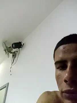 Tomy_And_Mariana webcam