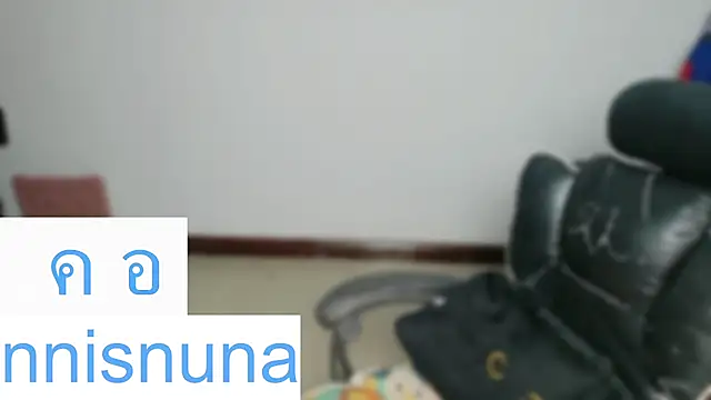 nunanunanuna webcam