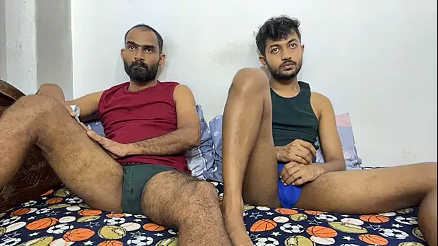 DesiDaddyandSon webcam