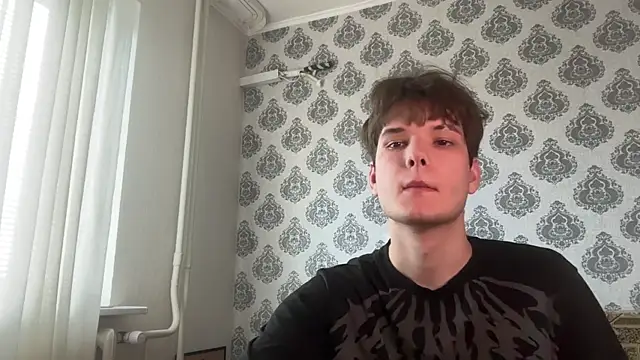 tomasdickpick (M twink) - take off a T-shirt