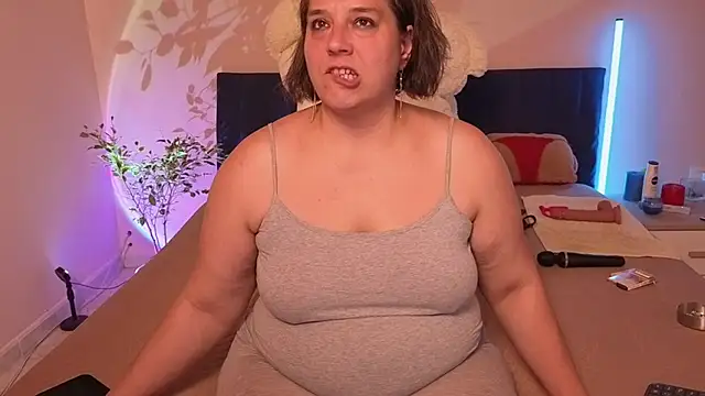 Bbw_Goddes webcam