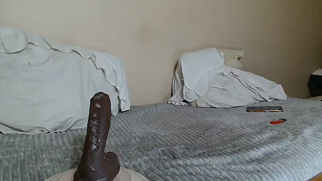KinkyJXxX webcam