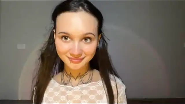 MayraLucarelli webcam