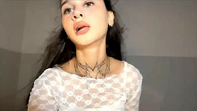 MayraLucarelli webcam