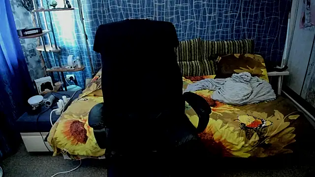CuteBoy228 webcam