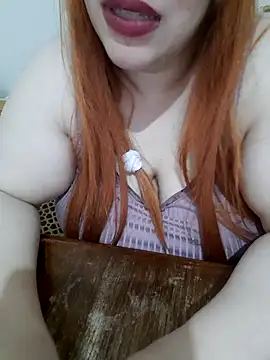Madam_bezzzoul webcam