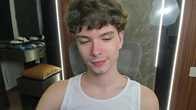calvin_love_you webcam