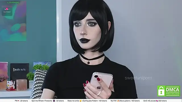 sweetuniporn webcam