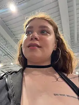 lucy-joy webcam