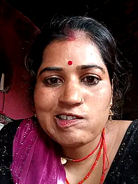 Hot_kamla