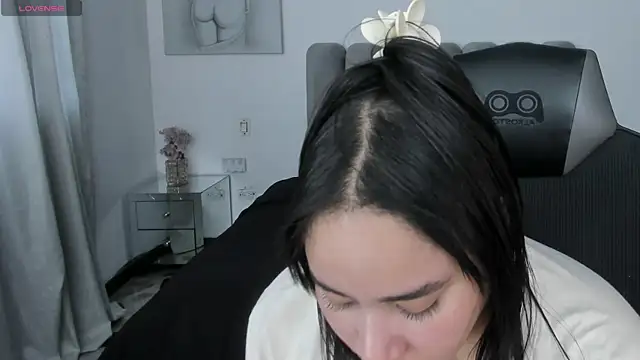 thaliabrookss_ - ThaliaBrookss_'s free webcam - UK Sex Cams