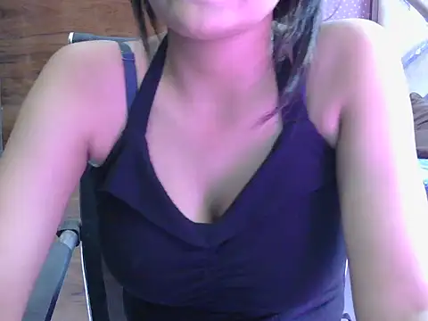 miss-riyaa webcam