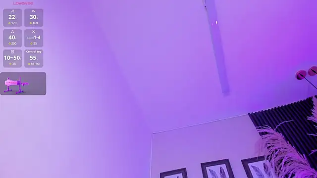 kitty_bluuee webcam