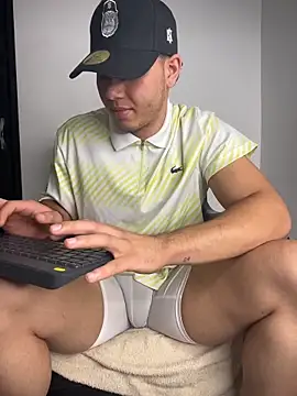 Maxx_valiant webcam