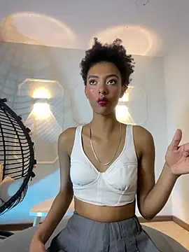 Kiara_Kamau_XXX webcam