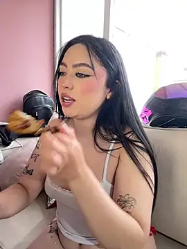 IvyRoose_Pink webcam