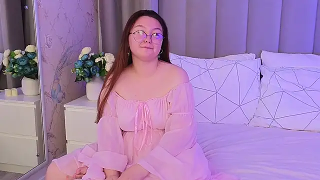 SophiaaBelle webcam