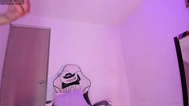 sarah_benjjaminn webcam