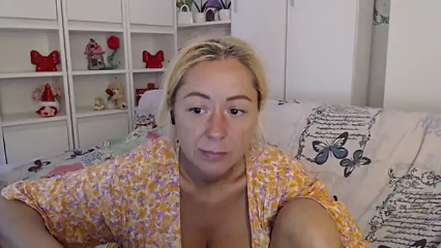 _karolynesyera_ webcam