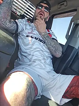 Beardedtattood live sex cam
