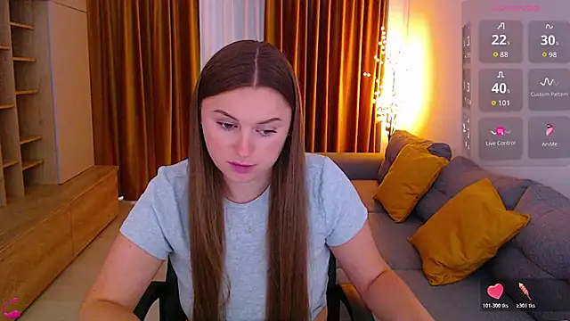 mia_bloomy webcam