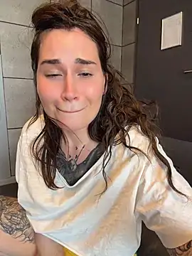 TattooGirlAlia