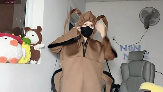 Tieu-May webcam