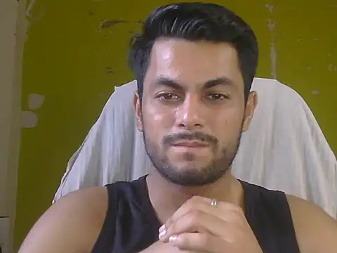 Stubborndesiboy webcam