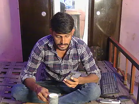 HotXKrish webcam