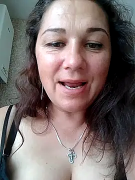 Susan8421 webcam