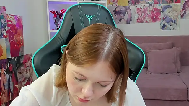 ElinaVale webcam