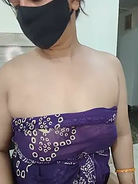 HeartlessGirl webcam
