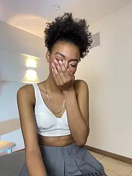Kiara_Kamau_XXX Live Web Cam Show