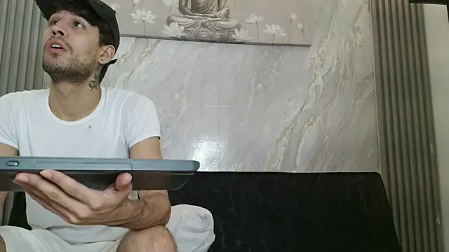 SUCKING_LOVER1 Live Web Cam Show