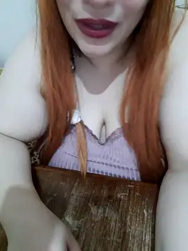 Madam_bezzzoul webcam