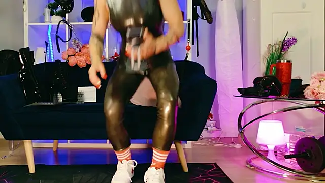 Ella__Kross webcam
