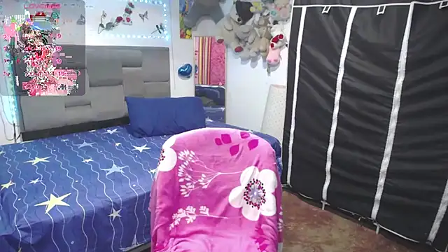 Sharloth_milf webcam