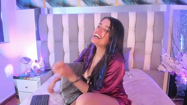IsaDiiaz webcam