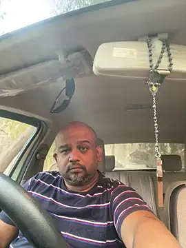 Dick_6inches_Delhi webcam