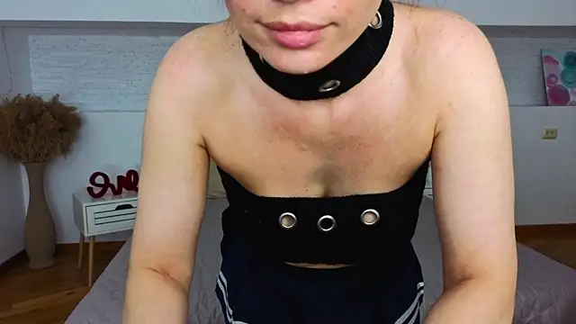 Erika_bestboobs webcam