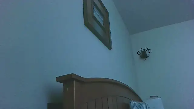 Yournaughty webcam