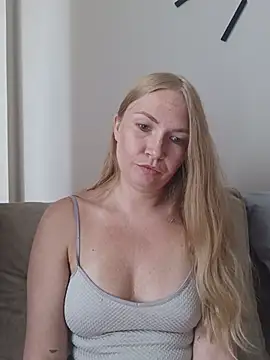 KisaVixen webcam