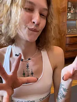 __grace__ webcam