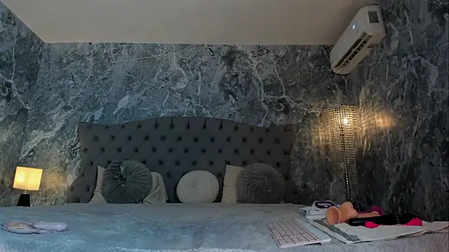 Ada_Turner webcam