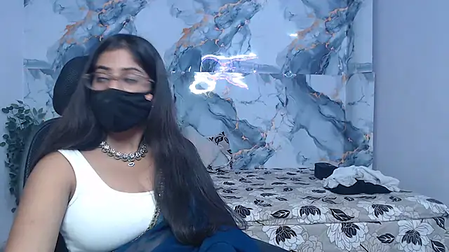 Deevisha-queen webcam